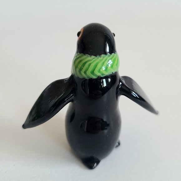Glass Penguin with baby figurine. - Picture 11 of 11